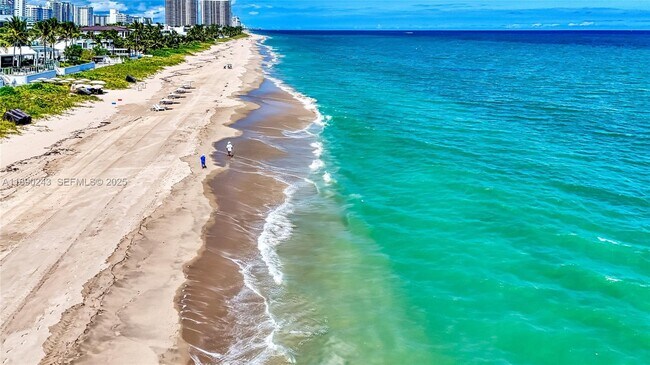 Building Photo - 2110 N Ocean Blvd