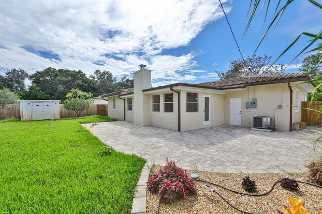 Building Photo - 5941 4th Ave N