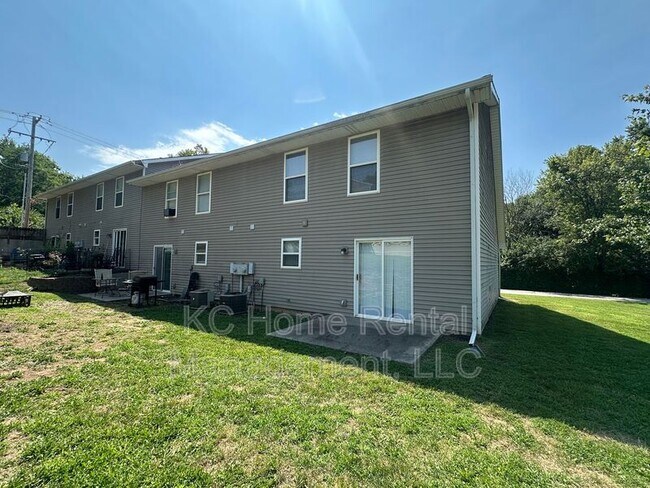 Building Photo - 106 Francis St