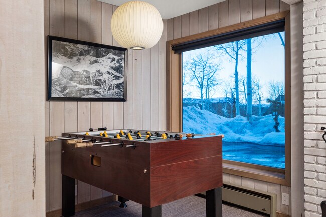 Building Photo - 34 Stellar Ln