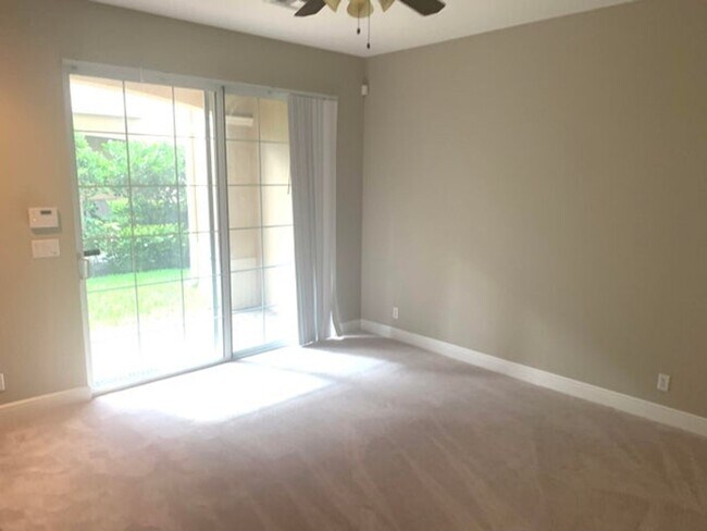 Building Photo - 4805 Sawgrass Breeze Dr