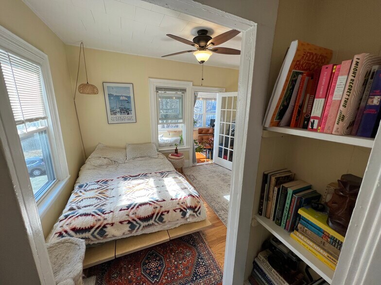 Building Photo - 12 Claremon St