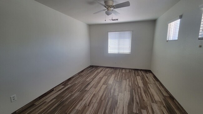 Building Photo - 4402 Sun Devils Ave