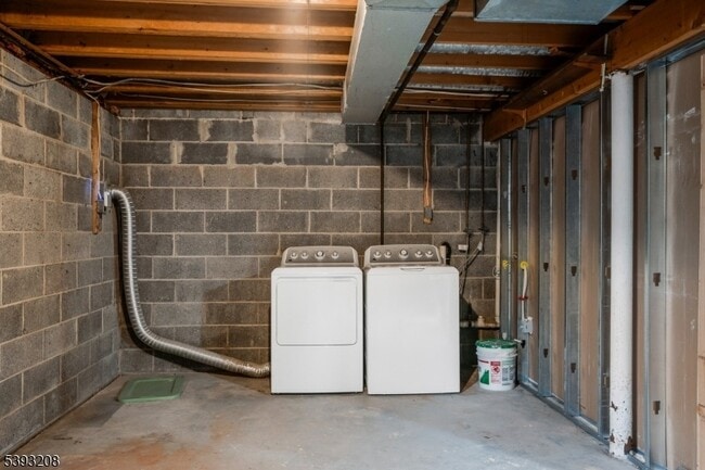 Building Photo - 180 Wildflower Ln