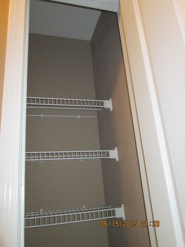 Building Photo - 6237A Dorsett Shoals