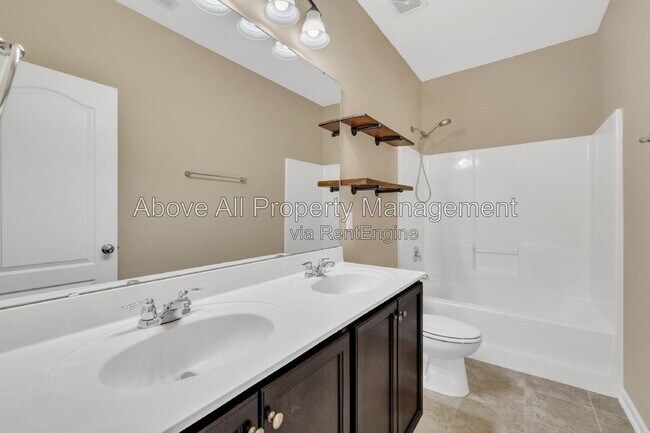 Building Photo - 2 Horton Grove Ct
