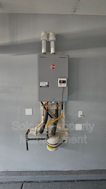 Building Photo - 1205 Niemann St