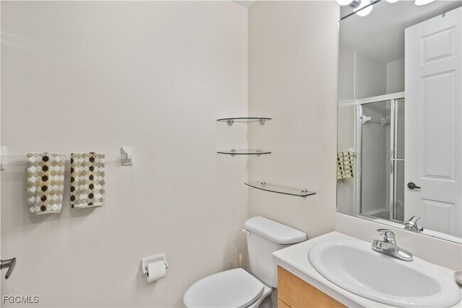 Building Photo - 1109 Van Loon Commons Cir