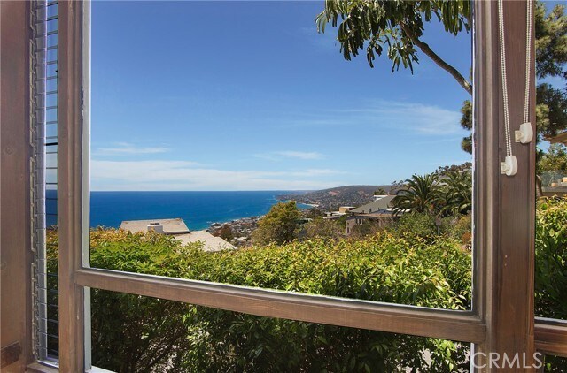 Building Photo - 785 Alta Vista Way
