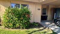 Building Photo - Waterfront, 2 bed 2 bath with boat dock an...