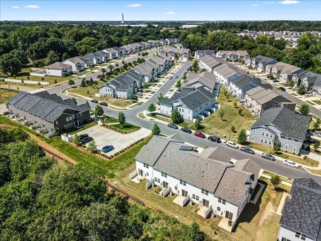 Building Photo - 4529-1 Iron Oak Ln