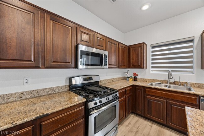 Building Photo - 7842 Juniper Forest St