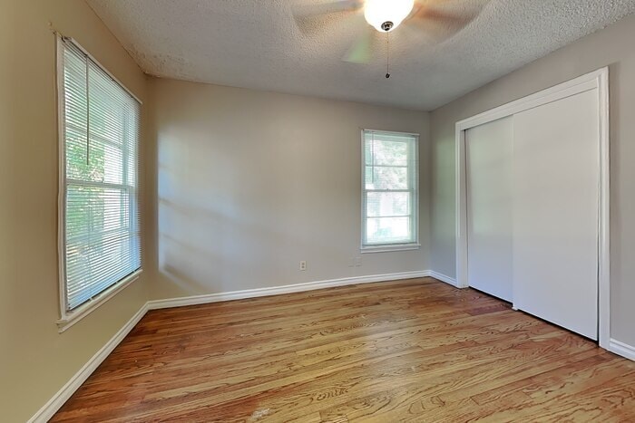 Building Photo - 11211 Ulloa Ln
