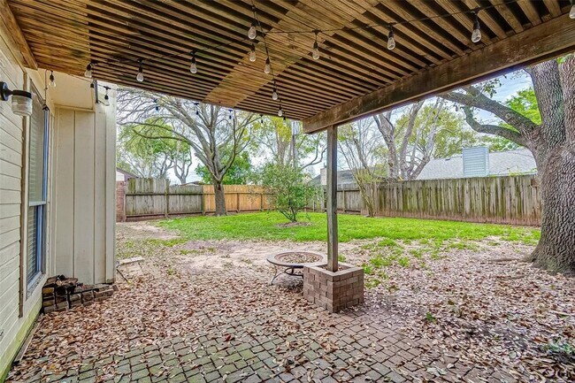 Building Photo - 3915 Stovepipe Ln