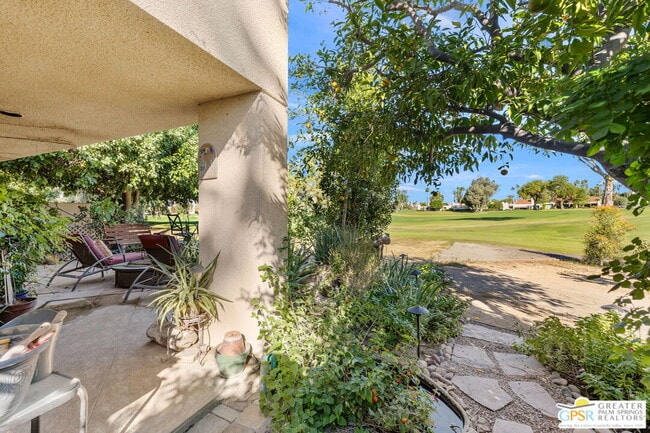 Building Photo - 17 Mission Ct