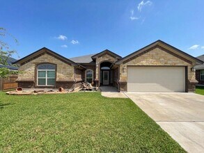Building Photo - 5907 Verde Dr