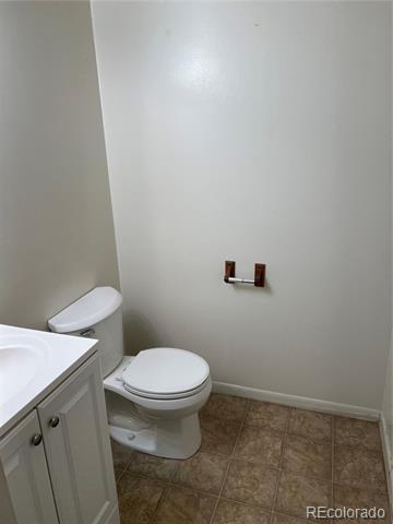 Building Photo - 952 S Iola St