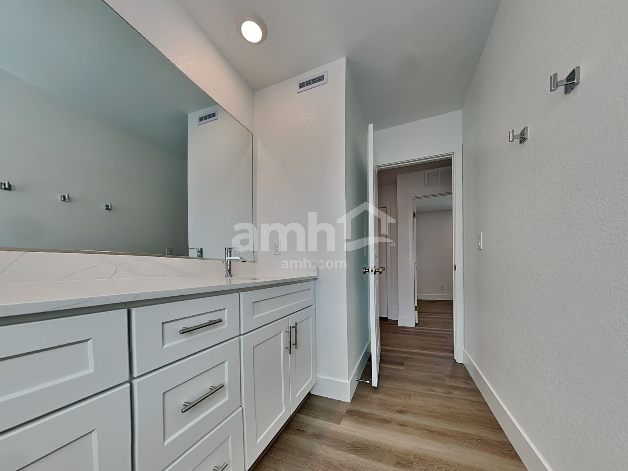 Building Photo - 9248 River Owl Ct