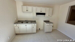 Building Photo - 10026 Sungate Park