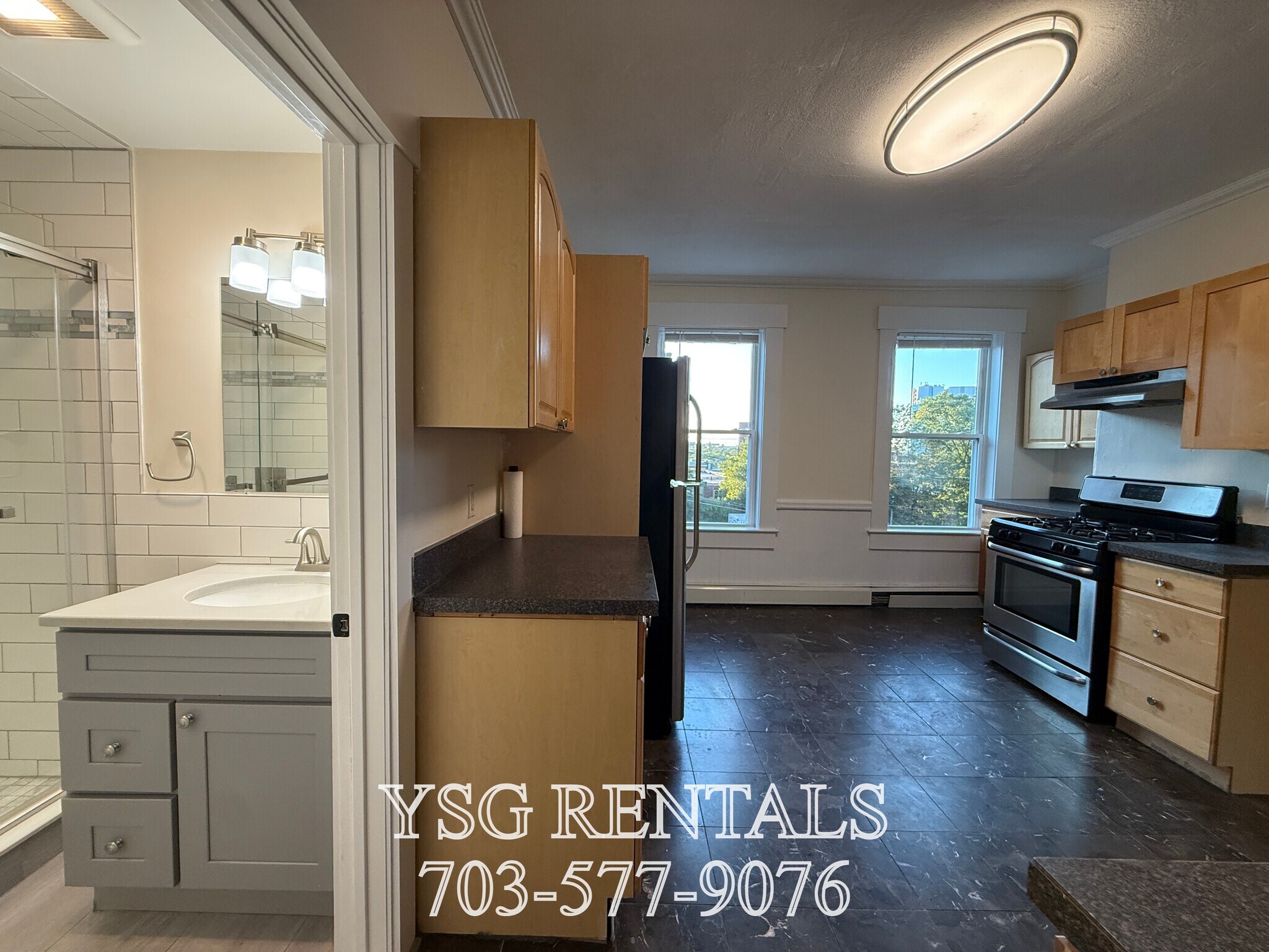 Building Photo - 34 Calumet St