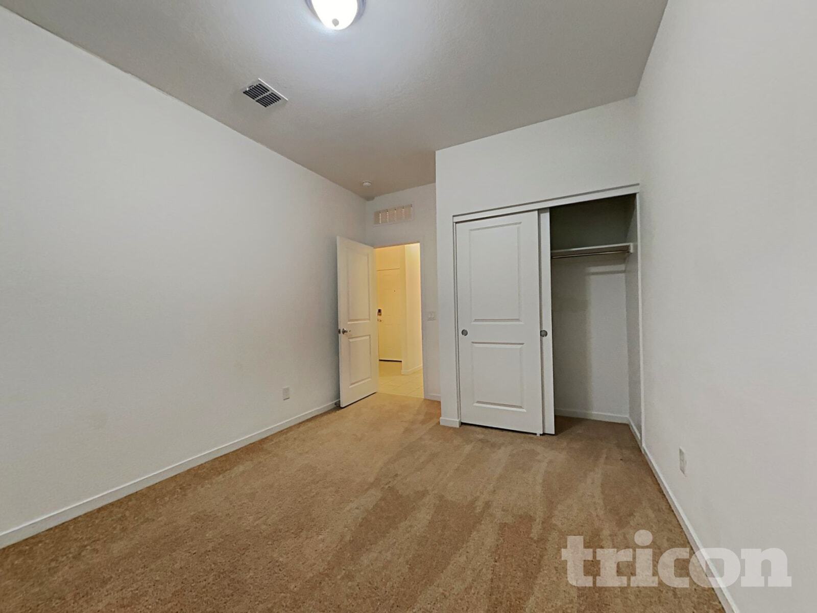 Building Photo - 19781 N Lauren Rd