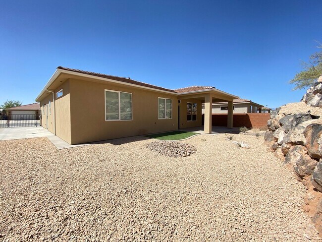 Building Photo - 3 Bed 2 Bath Home in Hurricane