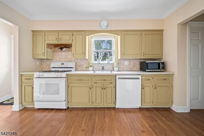 Building Photo - 26 Wostbrock Ln