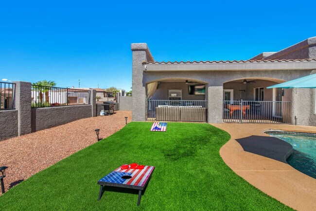 Building Photo - 1800 Burgundy Dr