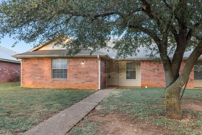 Building Photo - 10217 Hyacinth Ln