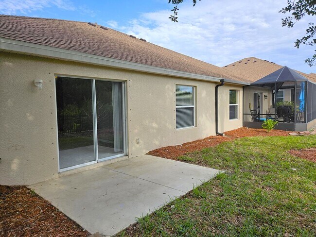 Building Photo - Annual Rental - Lovely 3 Bedroom 2 Bathroo...