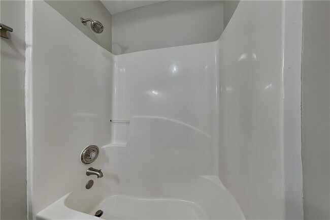 Building Photo - 755 Willowwind Dr