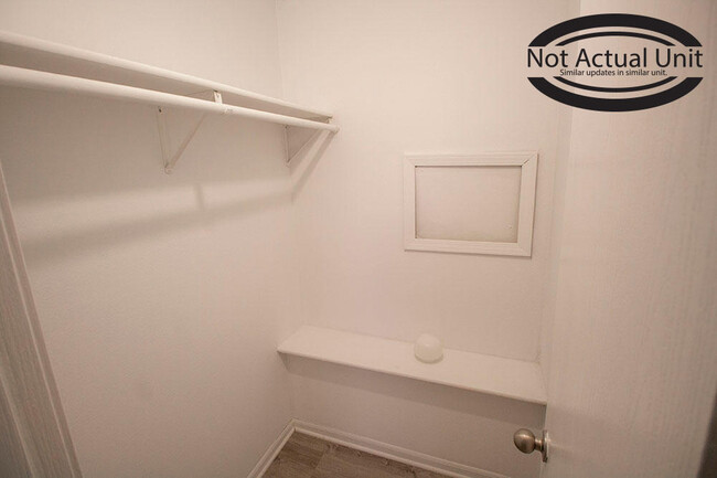 Building Photo - 1408 Greensboro Dr