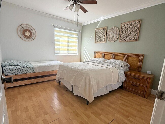 Building Photo - 311 NW 201st Ave