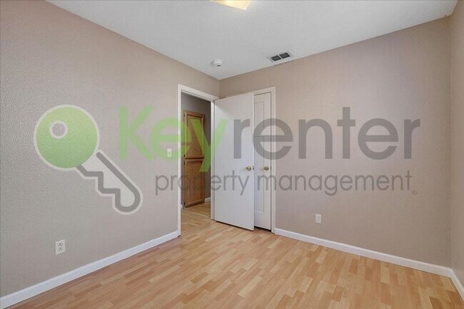 Building Photo - 8645 Meandering Way