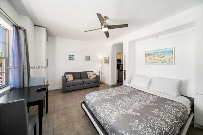 Building Photo - 7300 Ocean 110