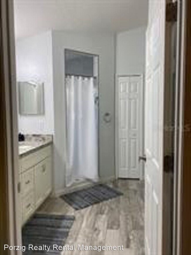 Building Photo - 4 br, 2 bath House - 1528 Fox Glen Drive