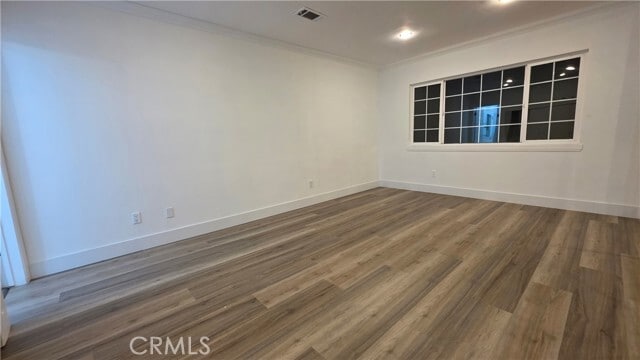 Building Photo - 18224 Chatsworth St