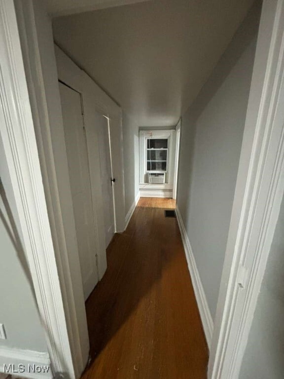 Building Photo - 371 N Mulberry St