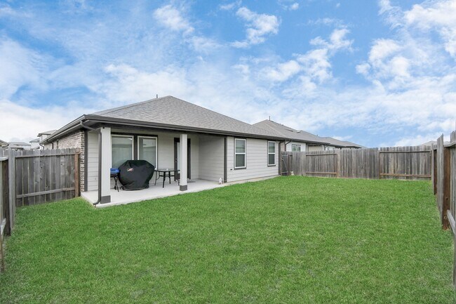 Building Photo - 7431 Teton Creek Trace
