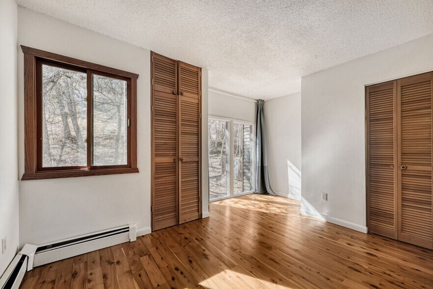 Building Photo - 350 Arapahoe Ave