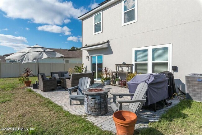 Building Photo - 184 Logrono Ct