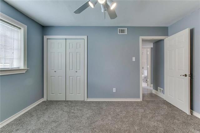 Building Photo - 2310 Ridgedale Dr