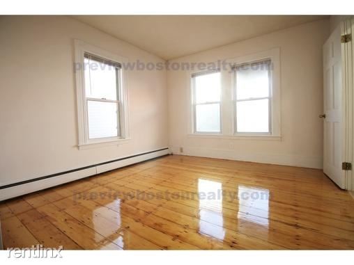 Building Photo - 5 Lawrence Pl