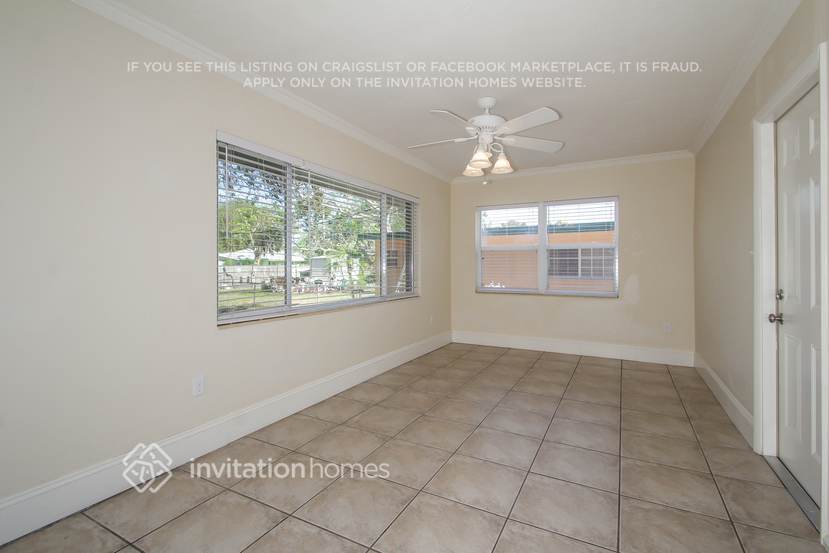 Building Photo - 5620 2nd Ave Dr W