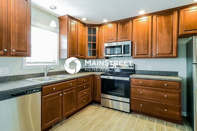 Building Photo - 4 Bedroom Pet-Friendly Home in RALEIGH, NC with Main Street Renewal