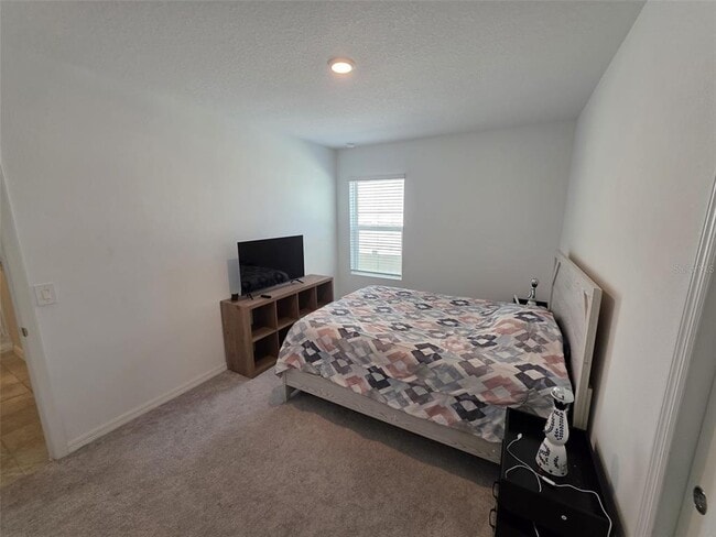 Building Photo - 559 Wayland Dr
