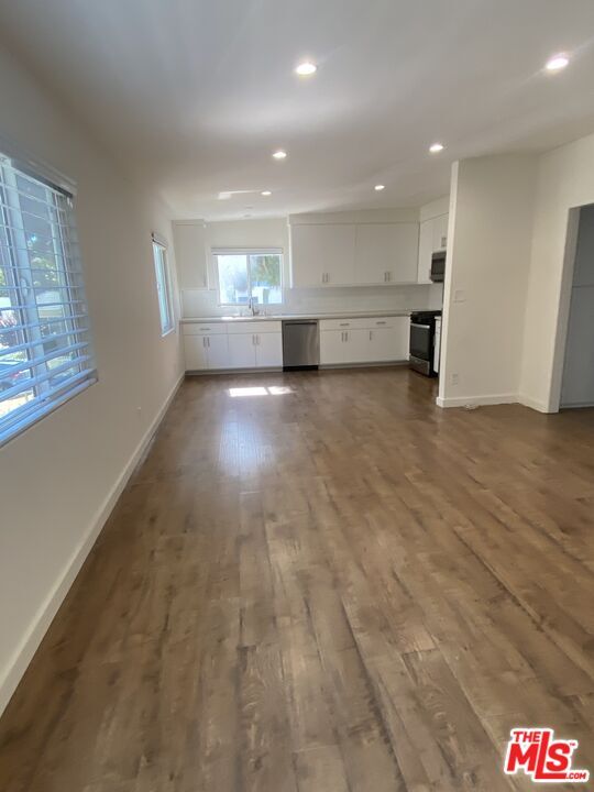 Building Photo - 3332 Helms Ave