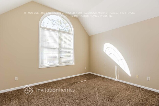 Building Photo - 143 Stonehenge Dr