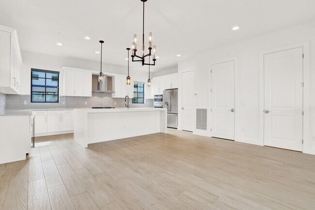 Building Photo - 12711 Machiavelli Way