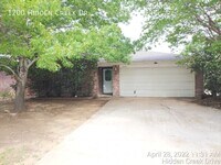 Building Photo - 1200 Hidden Creek Dr